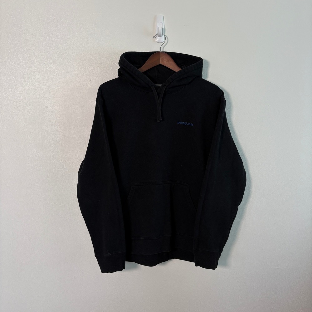 Patagonia Mens Uprisal Hoodie Black Graphic Logo Pullover Sweatshirt Medium